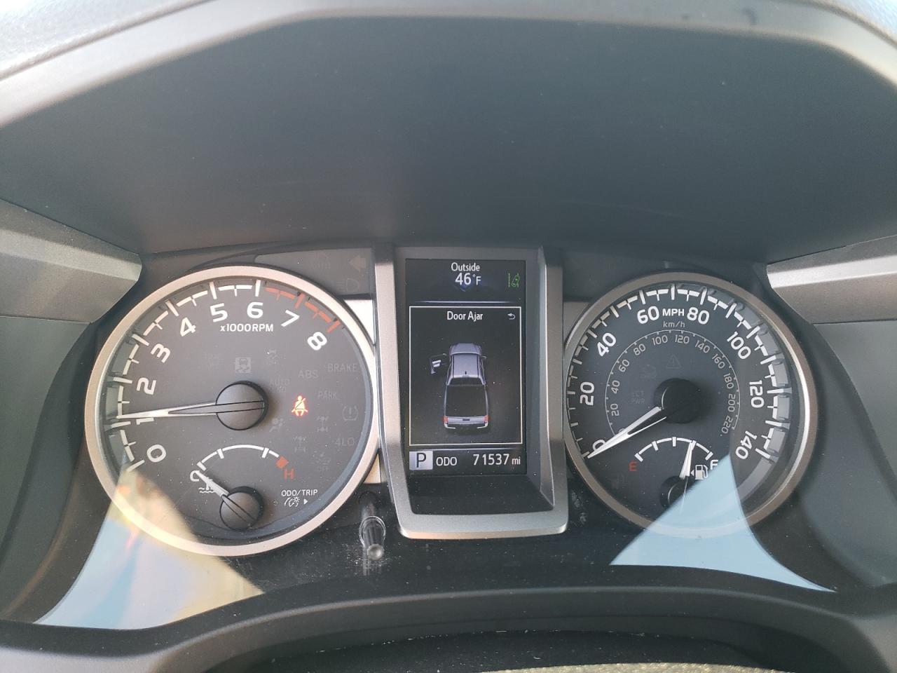 2018 Toyota Tacoma - Image 9