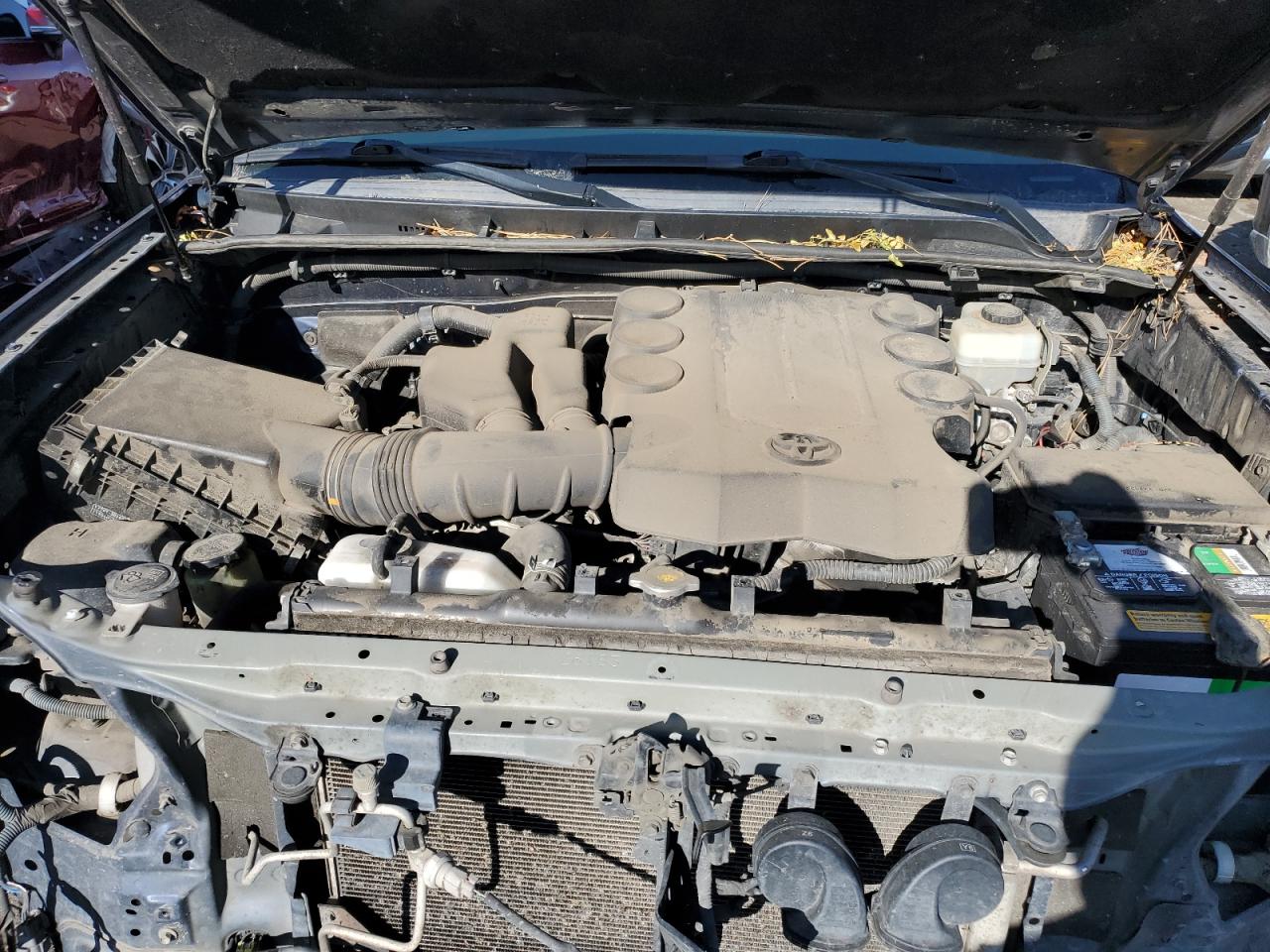 2015 Toyota 4Runner - Image 12