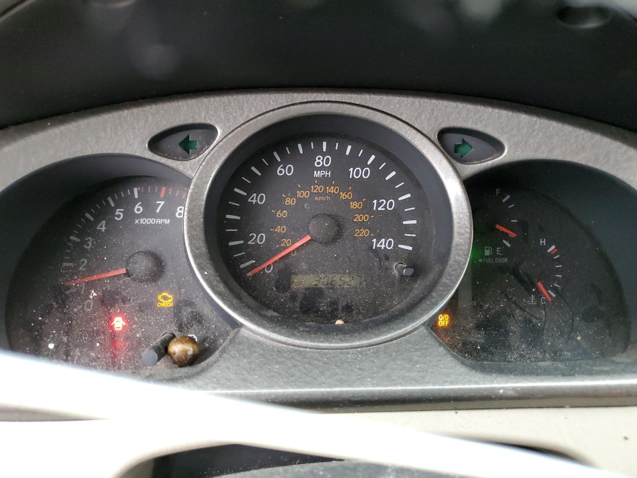 2002 Toyota Highlander - Image 9