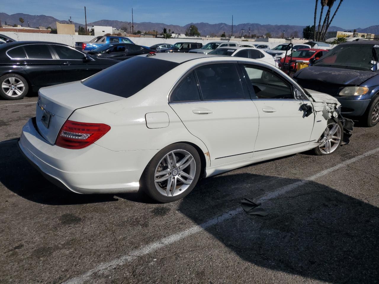 2012 Mercedes-Benz C-klasse - Image 3