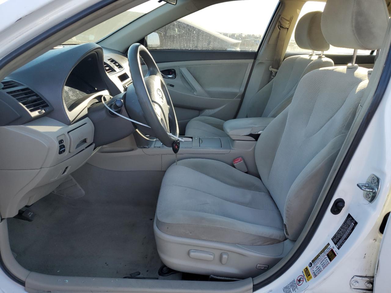 2010 Toyota Camry - Image 7