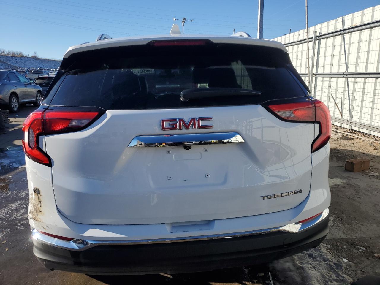 2020 GMC Terrain - Image 6