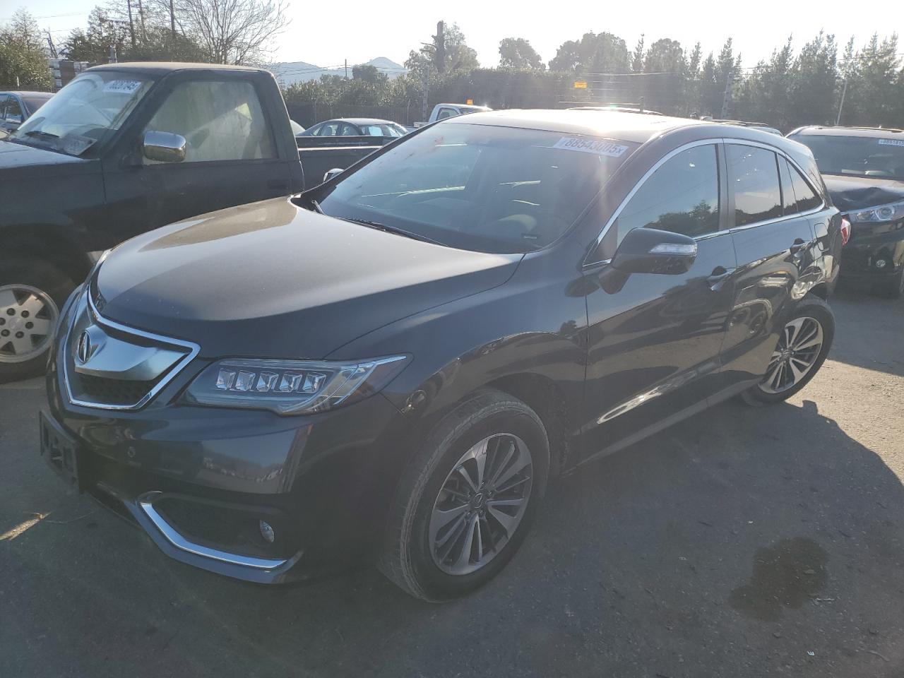 VIN 5J8TB4H75GL006046 2016 ACURA RDX no.1