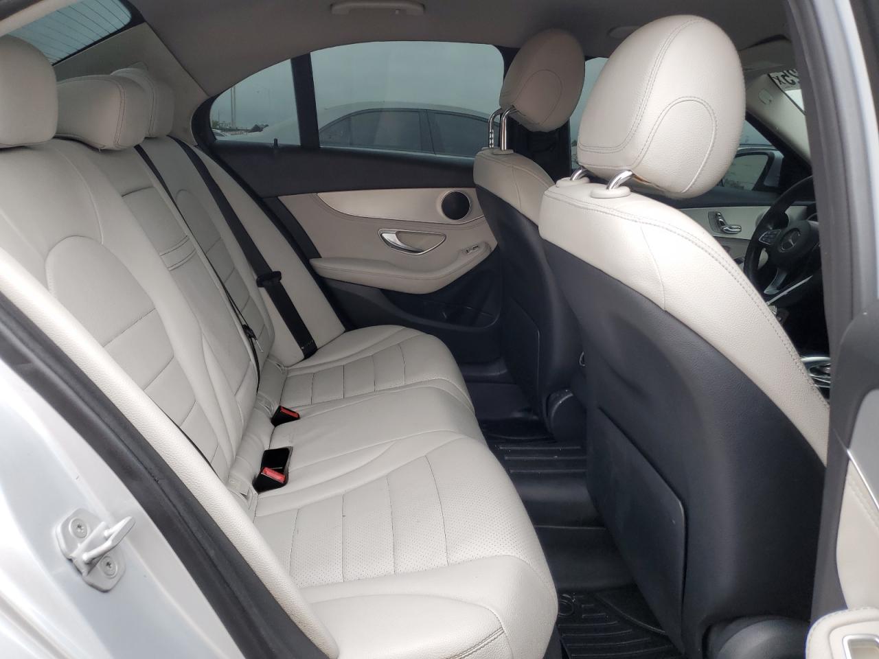 2015 Mercedes-Benz C-klasse - Image 10