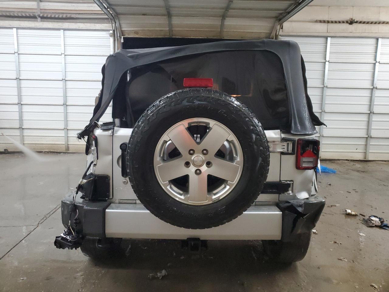 2009 Jeep Wrangler - Image 6