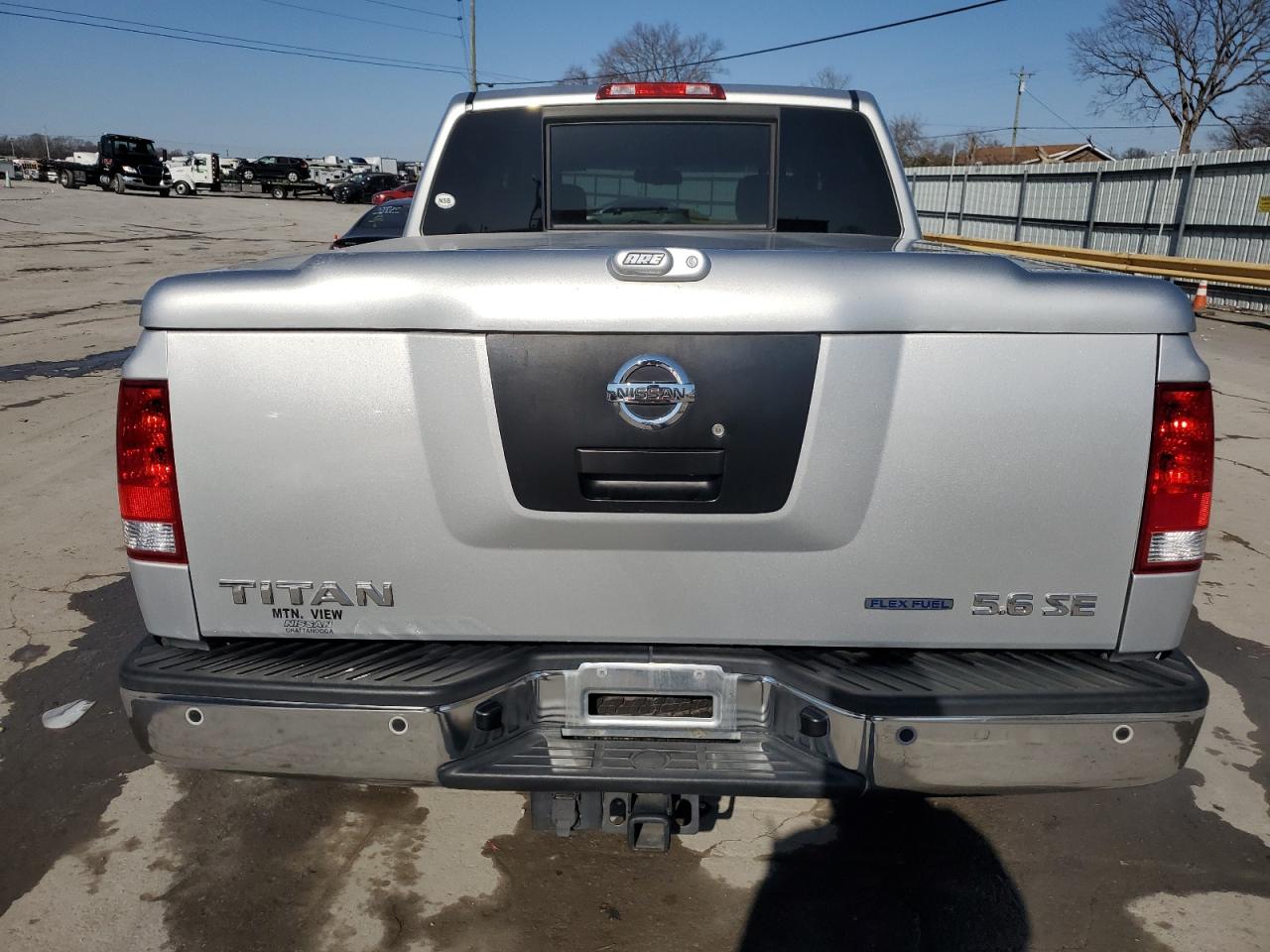 2010 Nissan Titan - Image 6
