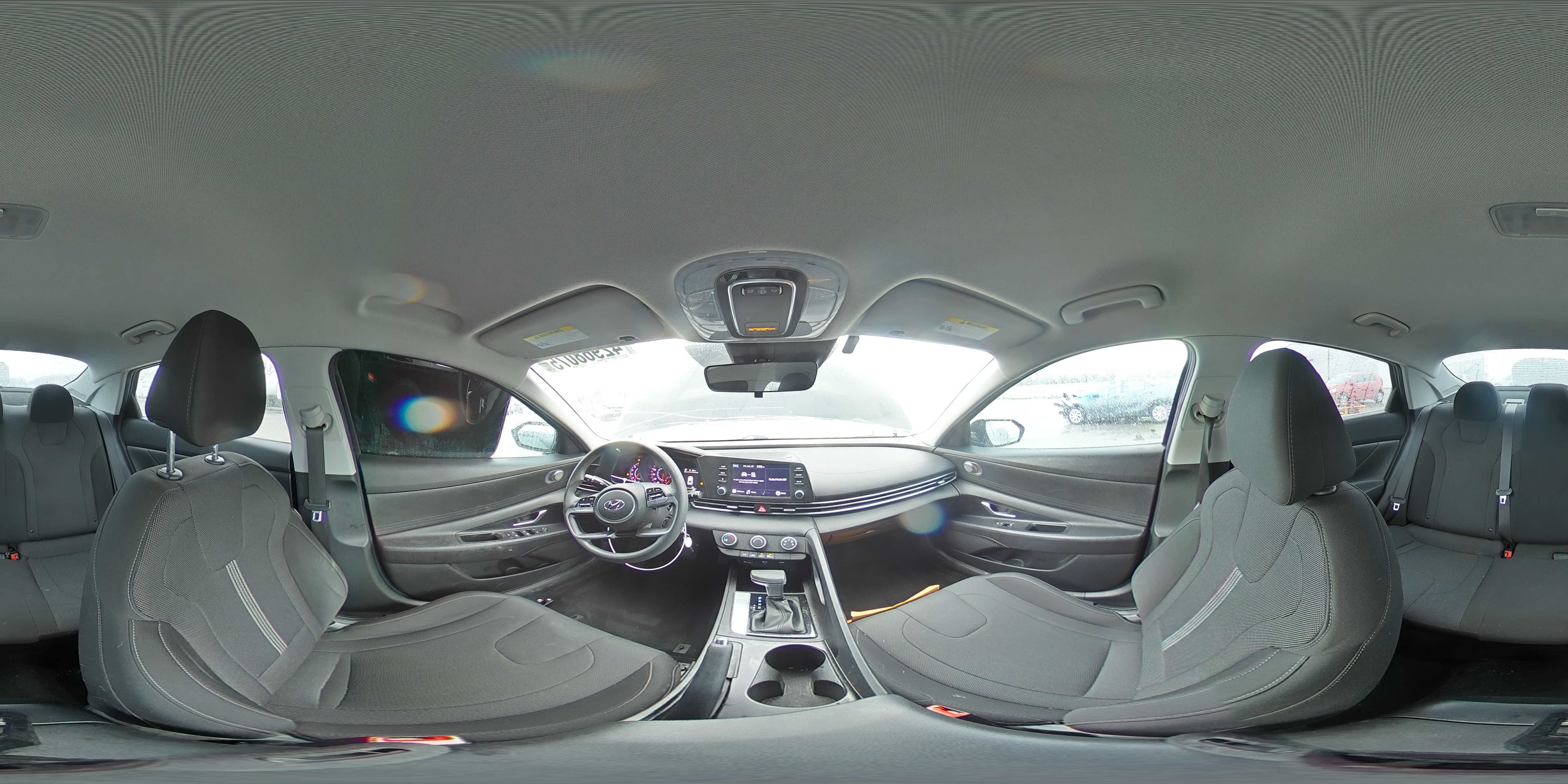 2021 Hyundai Elantra - Image 15