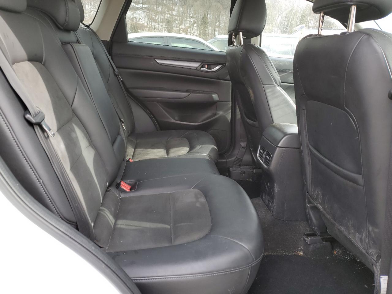 2017 Mazda CX-5 - Image 11