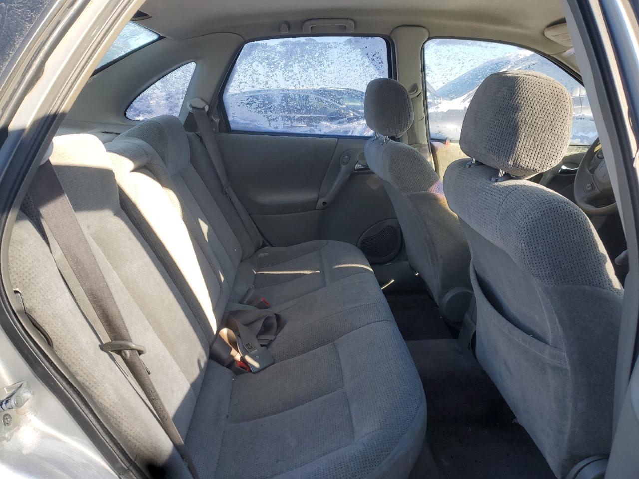 2000 Saturn LW - Image 10