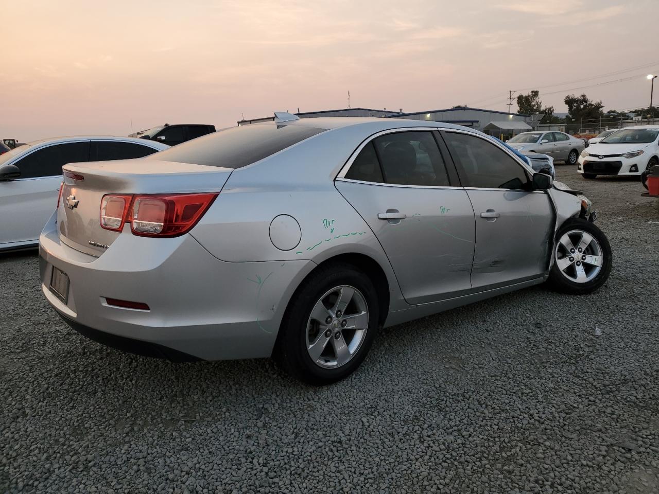 2016 Chevrolet Malibu - Image 3