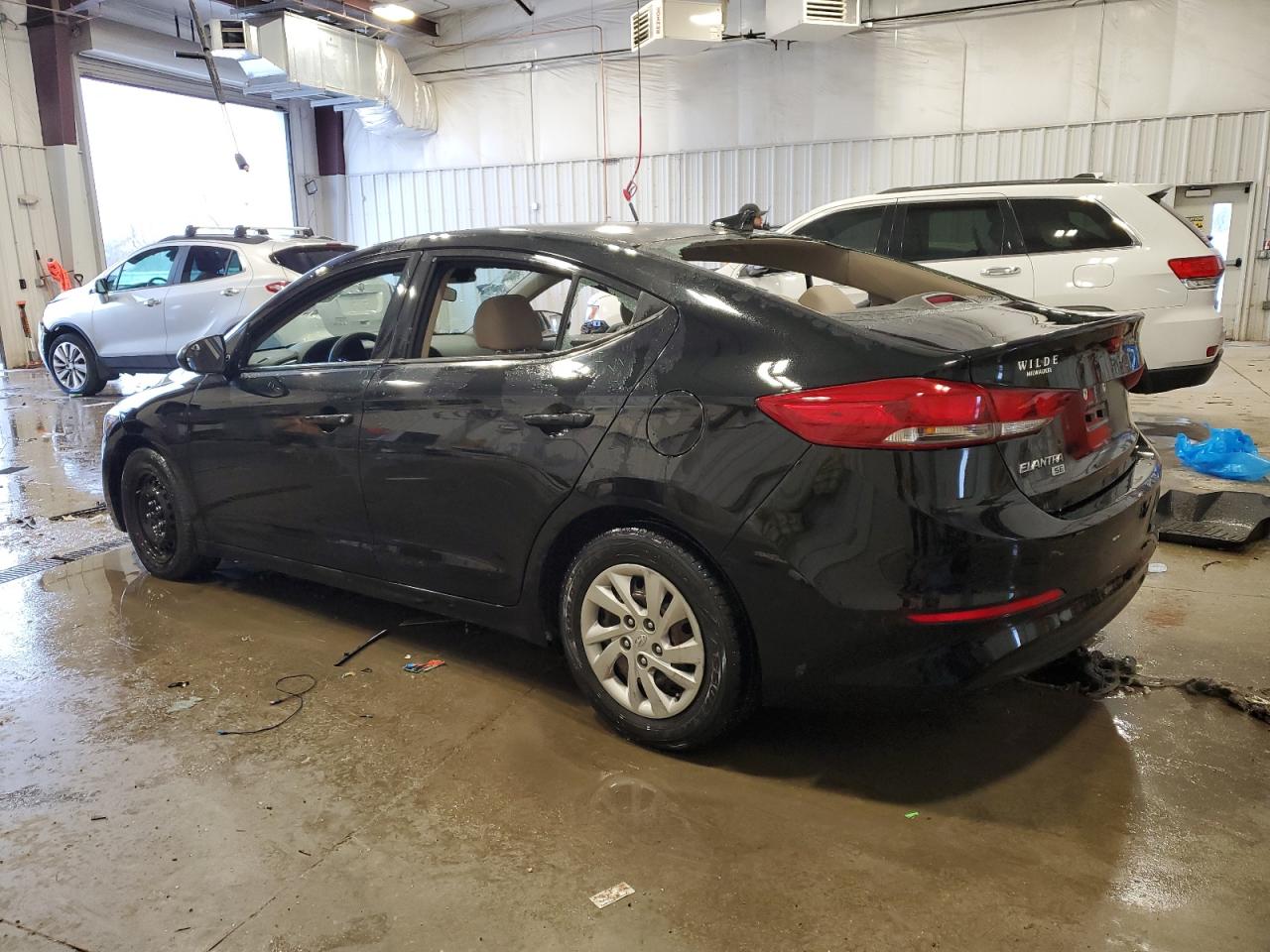 2017 Hyundai Elantra - Image 2