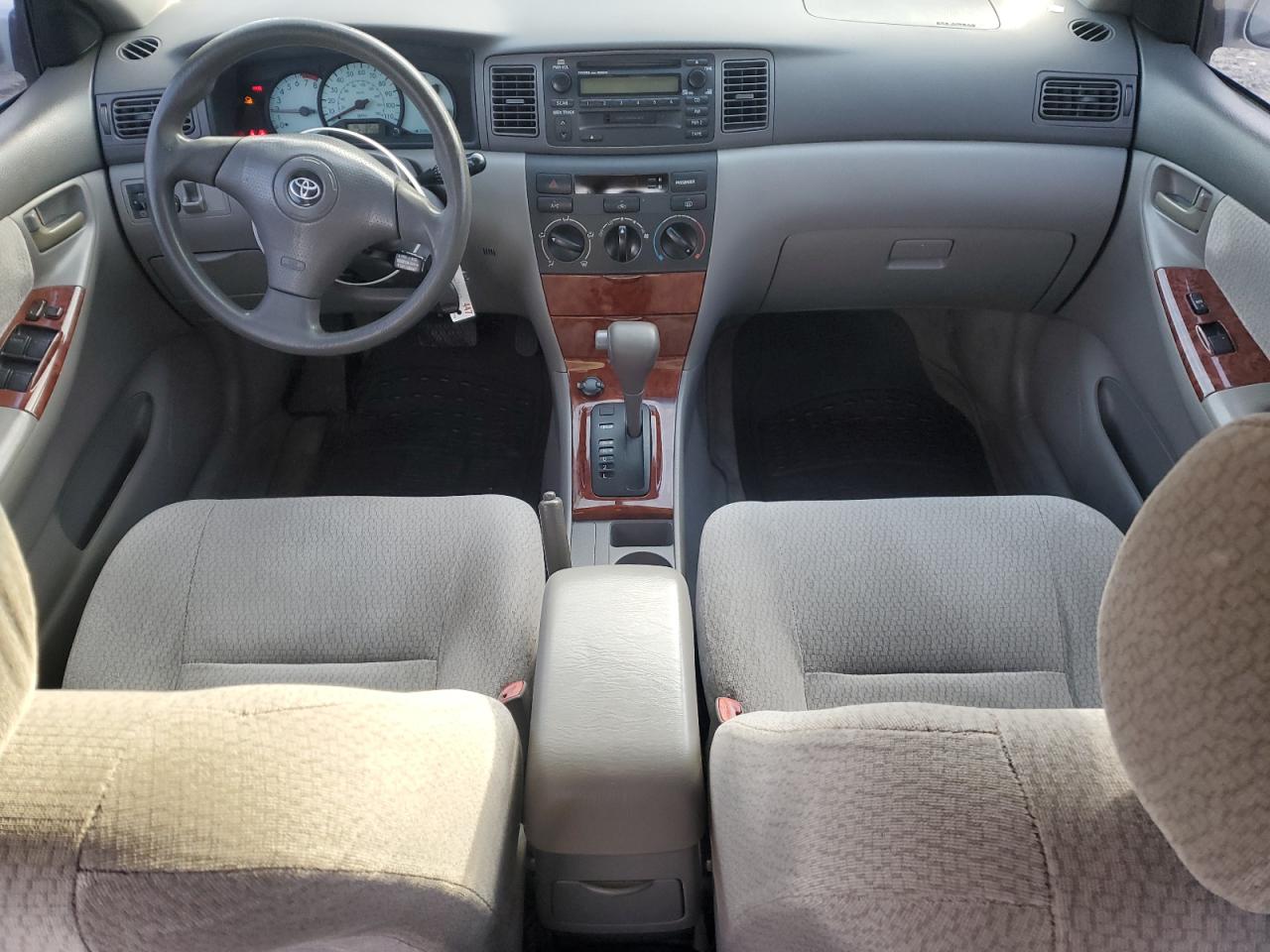 2004 Toyota Corolla - Image 8
