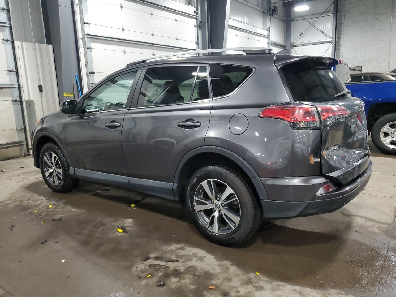 2016 Toyota RAV 4 - Image 2