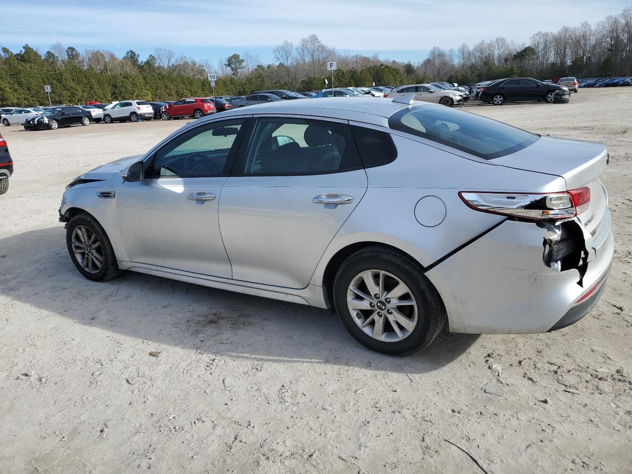 2016 Kia Optima - Image 2