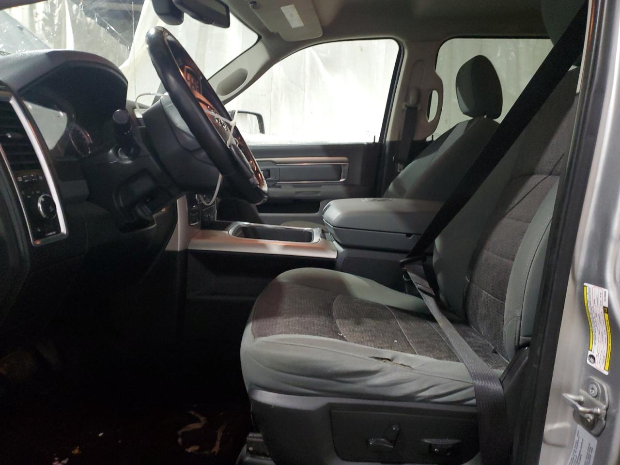 2017 RAM 1500 - Image 7
