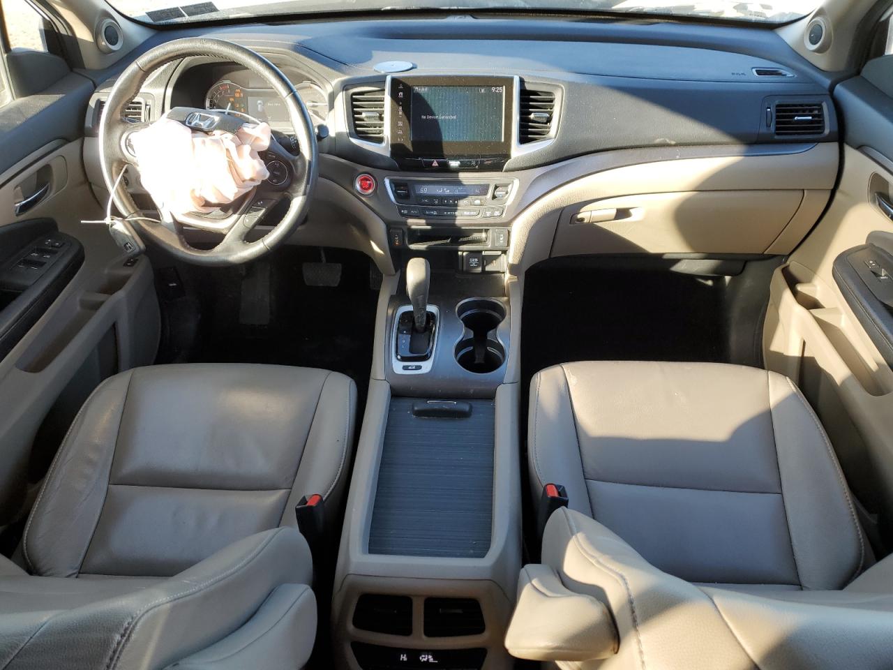 2017 Honda Pilot - Image 8