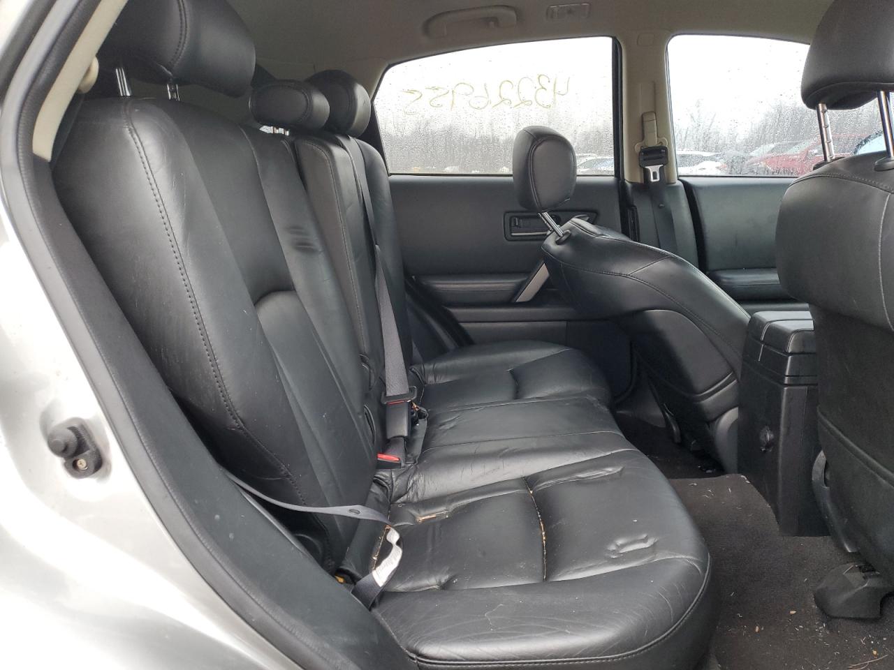 2004 Infiniti FX - Image 11