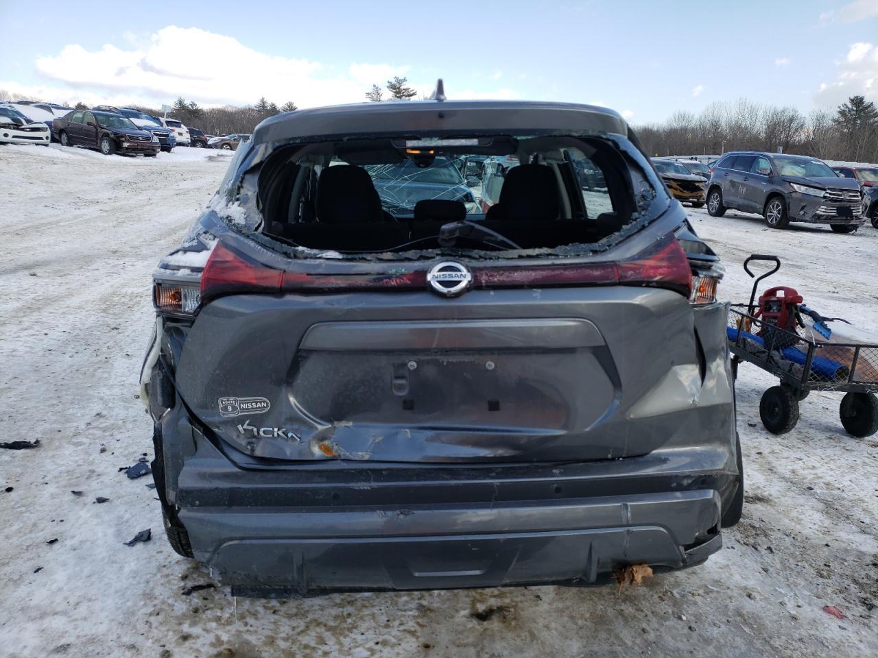 2021 Nissan Kicks - Image 6