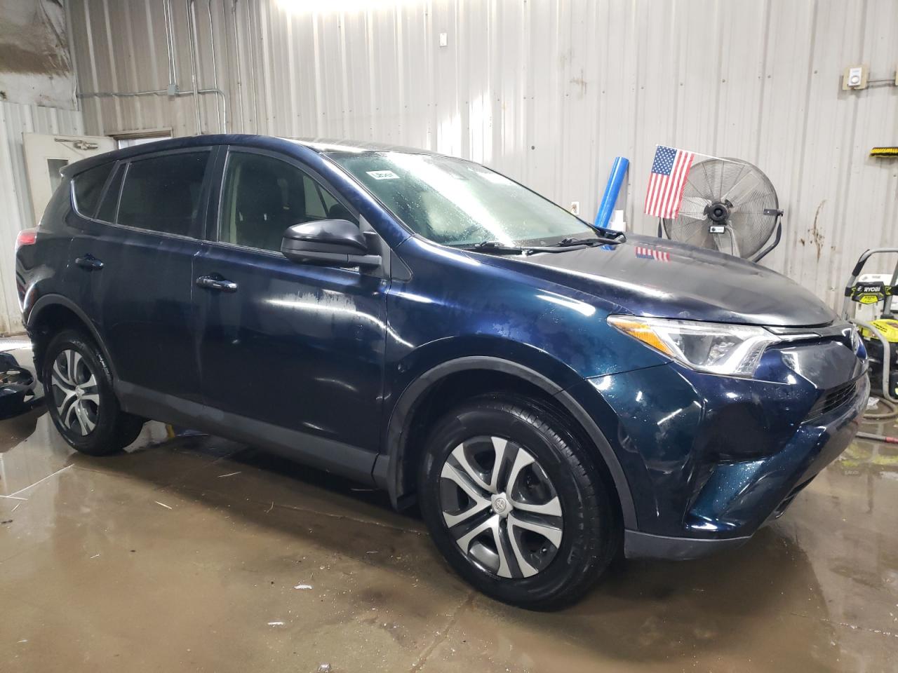 2018 Toyota Rav4 Le VIN: JTMZFREV4JJ741083 Lot: 89159585