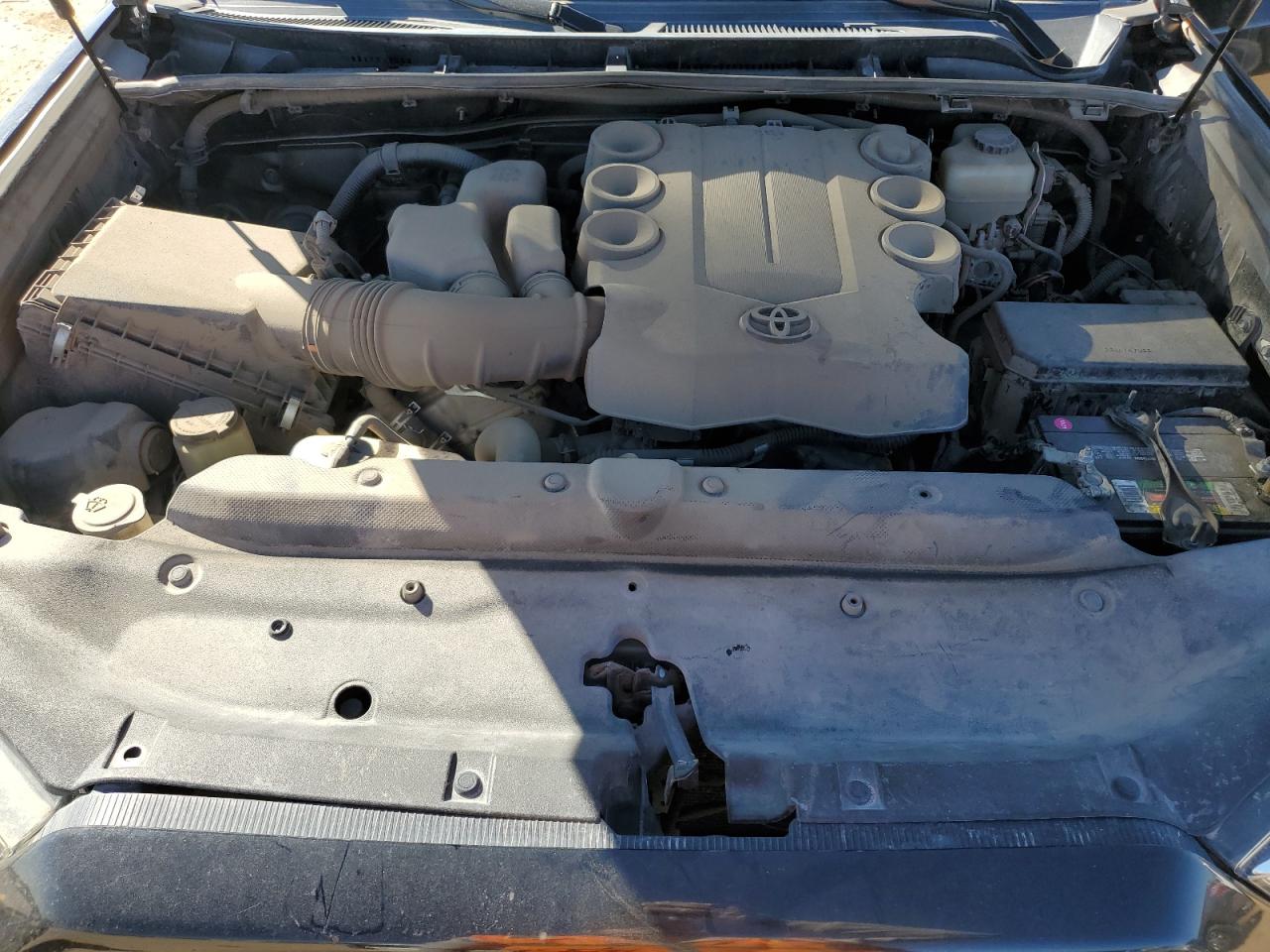 2015 Toyota 4Runner - Image 12
