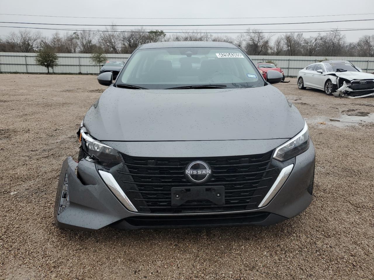 2024 Nissan Sentra - Image 5