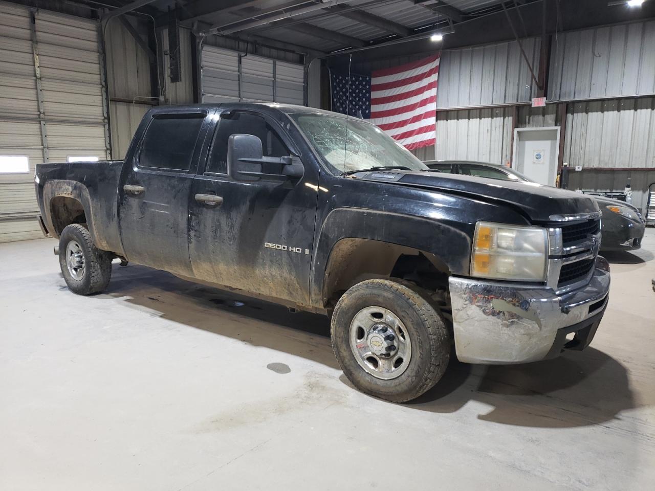 2009 Chevrolet Silverado - Image 4