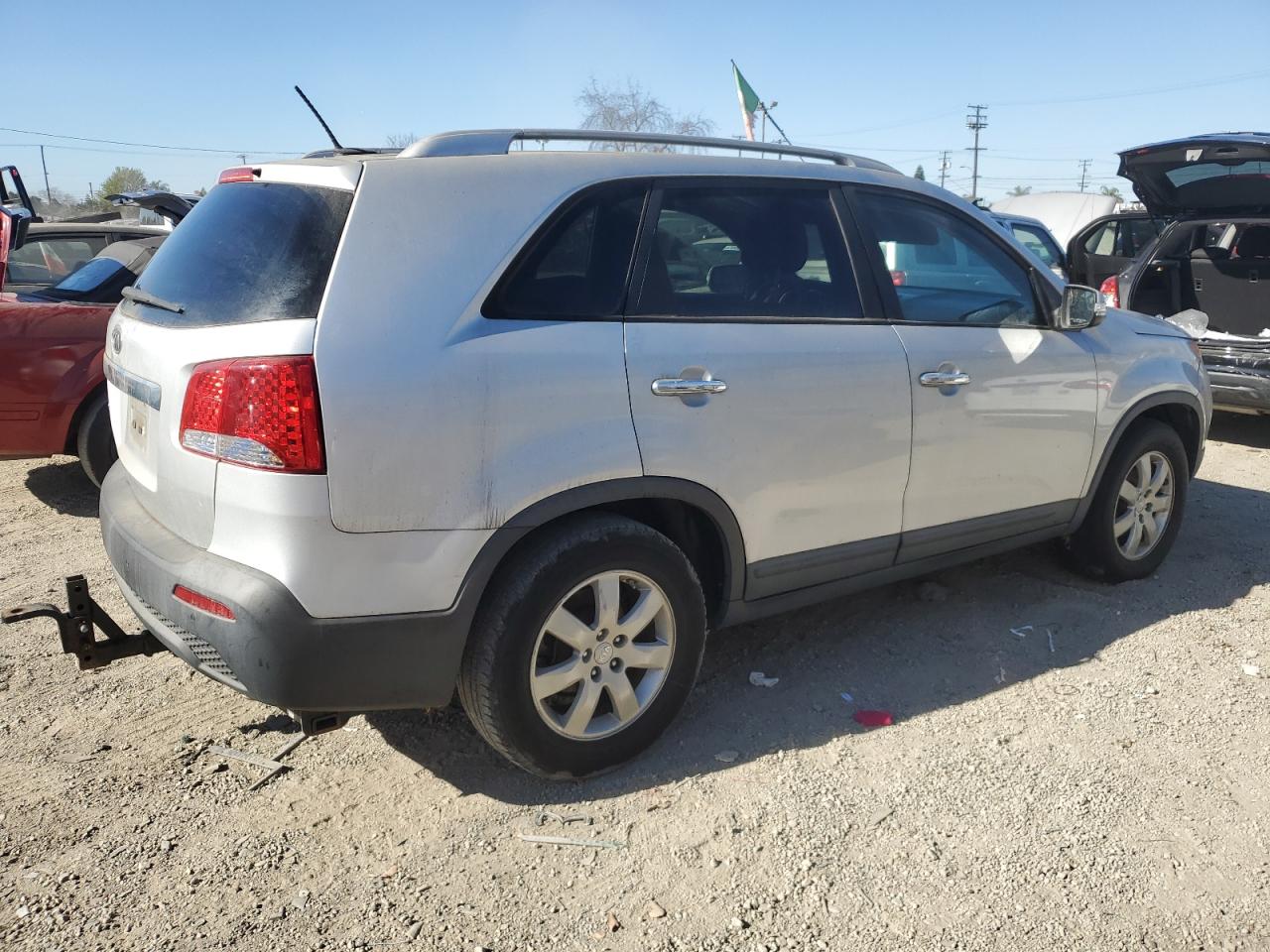 VIN 5XYKT3A6XDG342236 2013 KIA SORENTO no.3