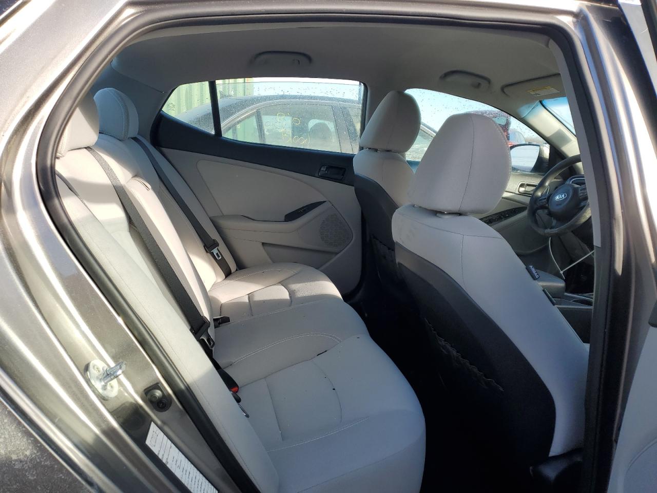 2014 Kia Optima - Image 10