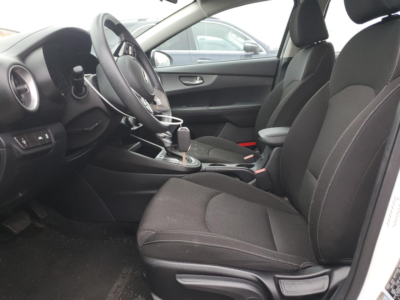 2020 Kia Forte - Image 7