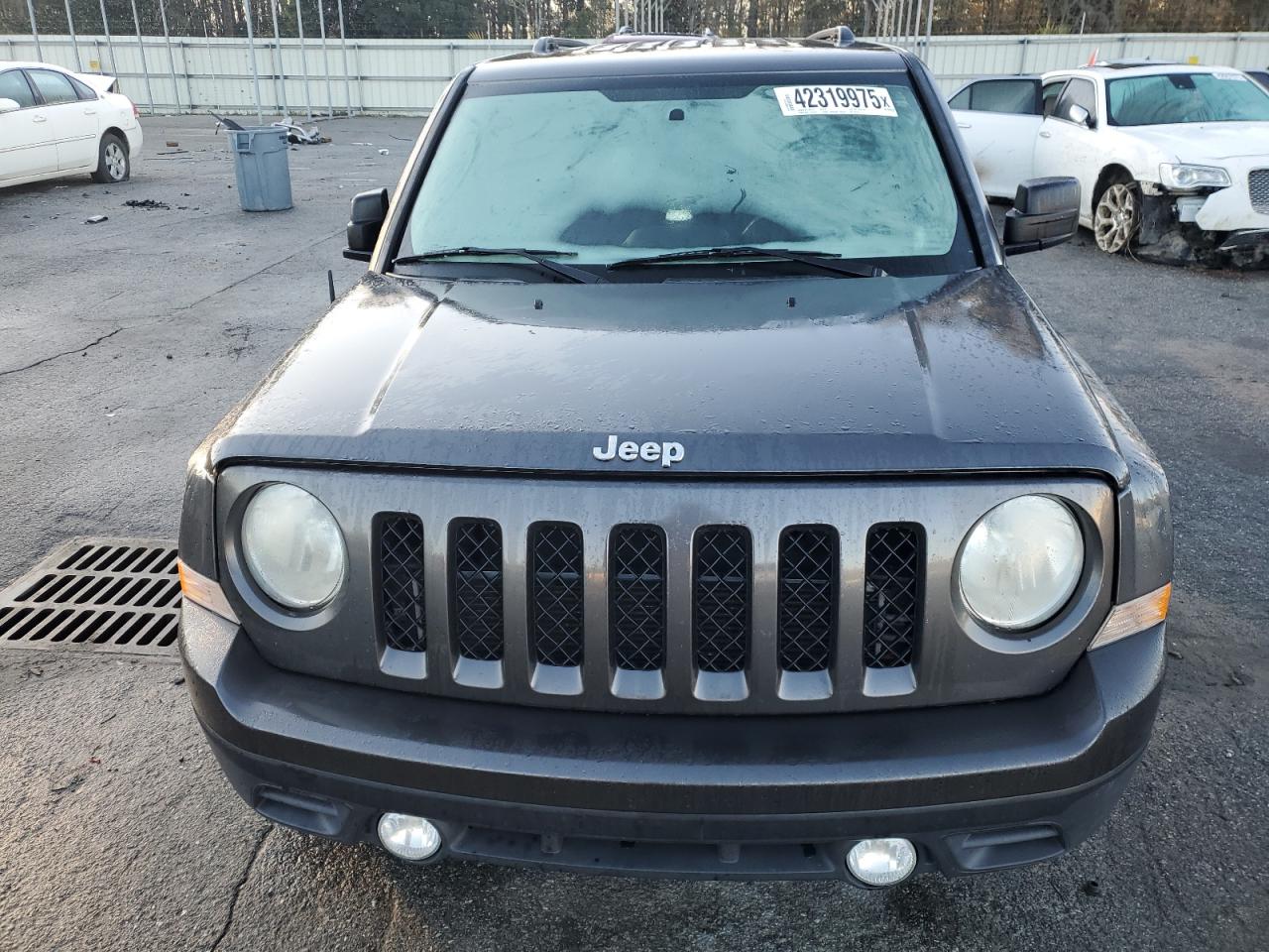 2014 Jeep Liberty (Patriot) - Image 5