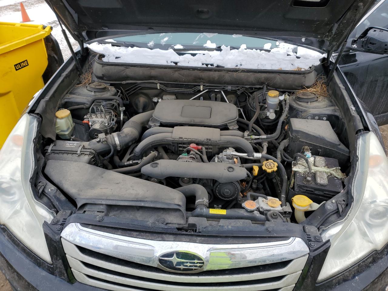 2012 Subaru Outback - Image 12