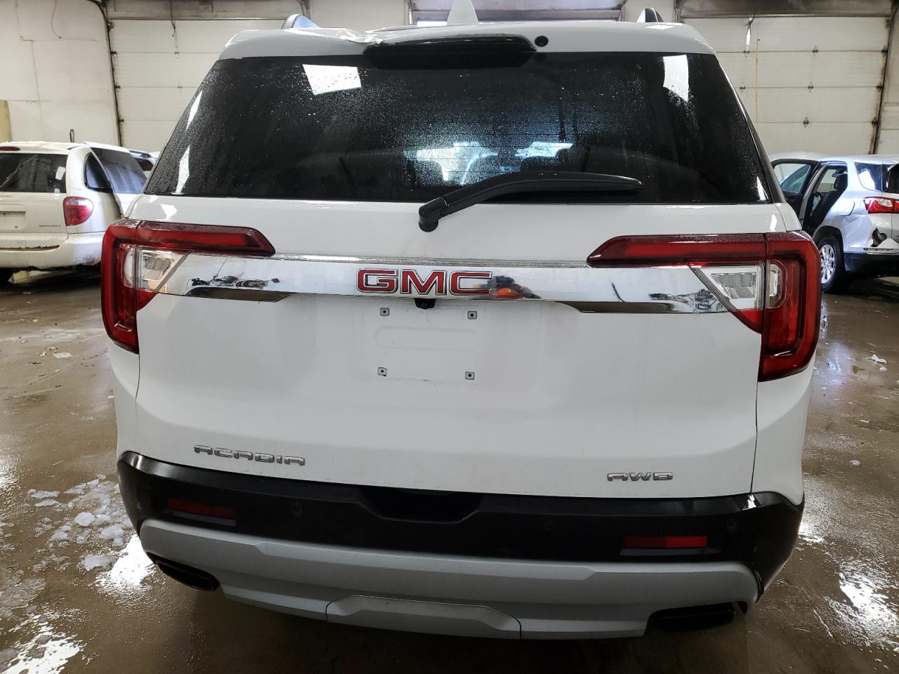 2021 GMC Acadia - Image 6