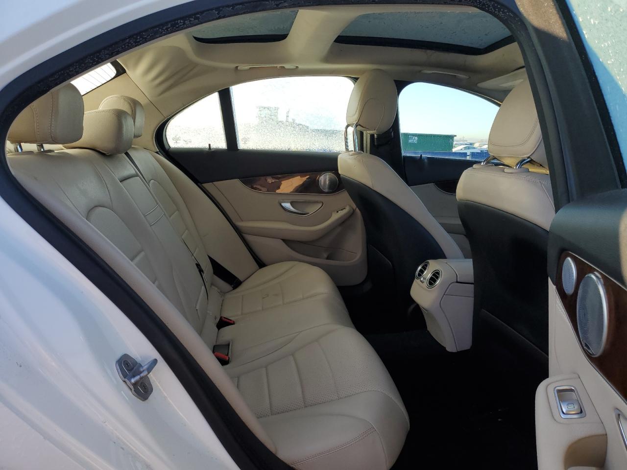 2015 Mercedes-Benz C-klasse - Image 10