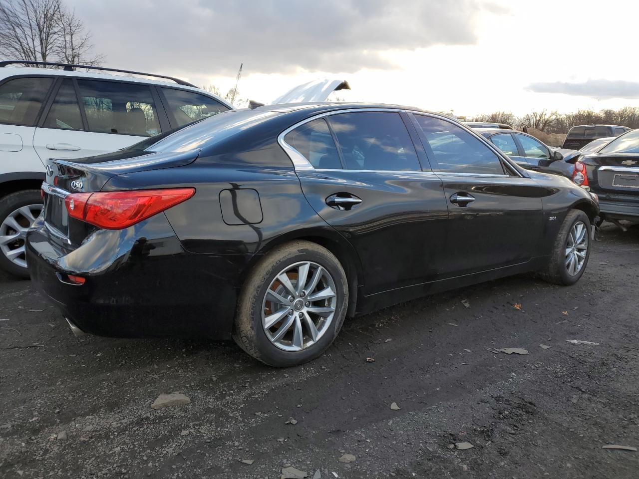 VIN JN1CV7AR3GM251802 2016 INFINITI Q50 no.3