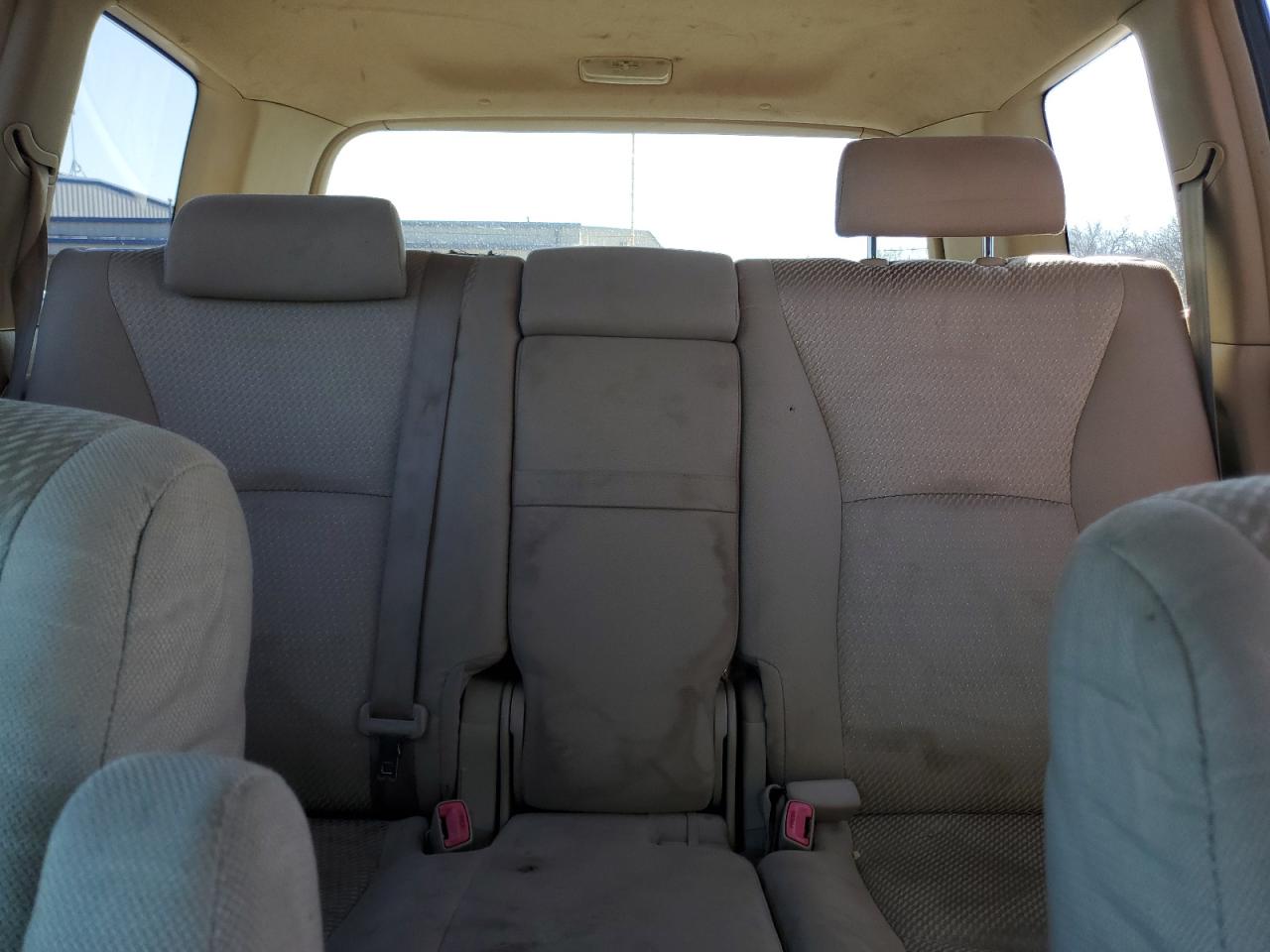 2005 Toyota Highlander - Image 10