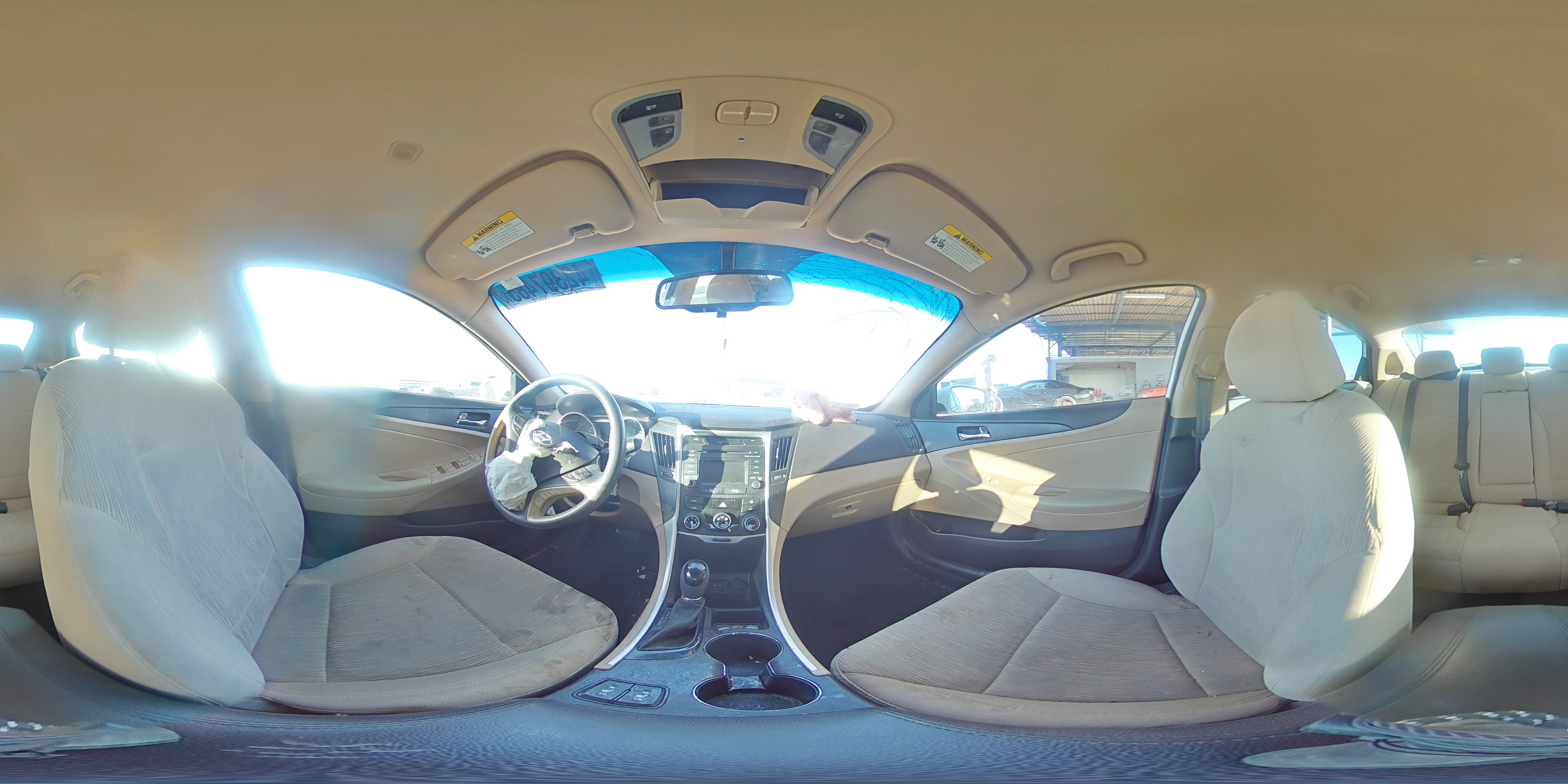 2014 Hyundai Sonata - Image 13