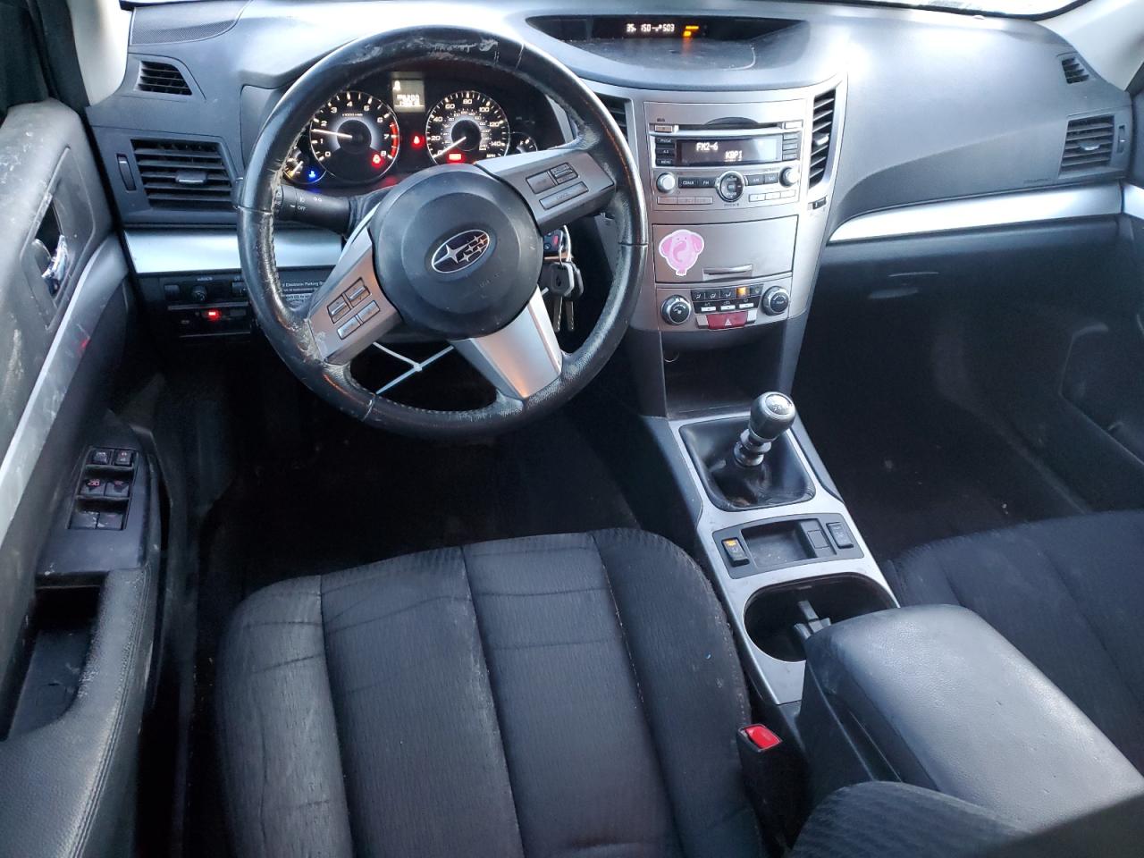 2010 Subaru Outback - Image 8