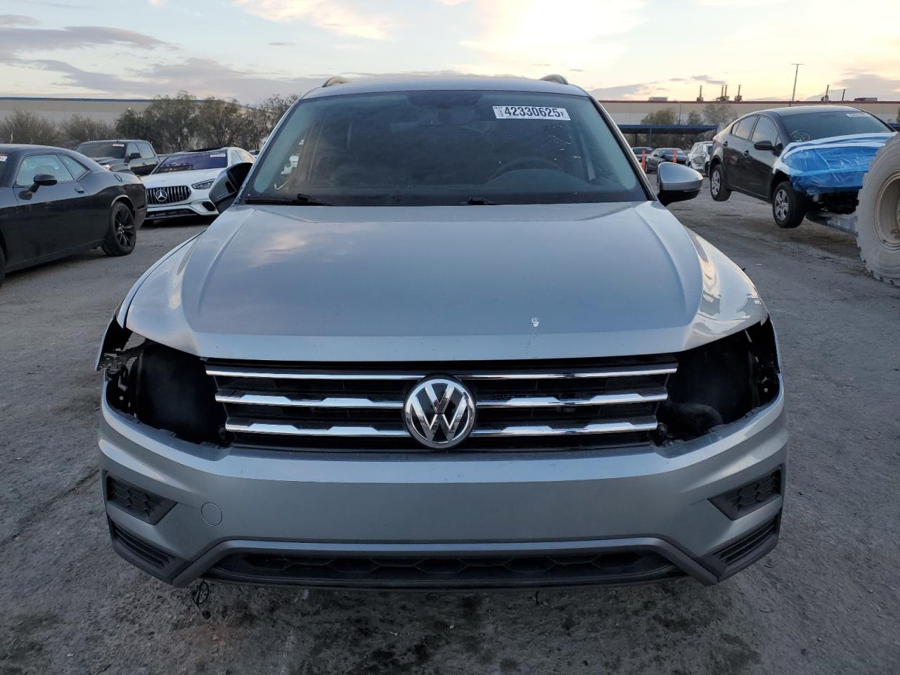 2021 Volkswagen Tiguan - Image 5