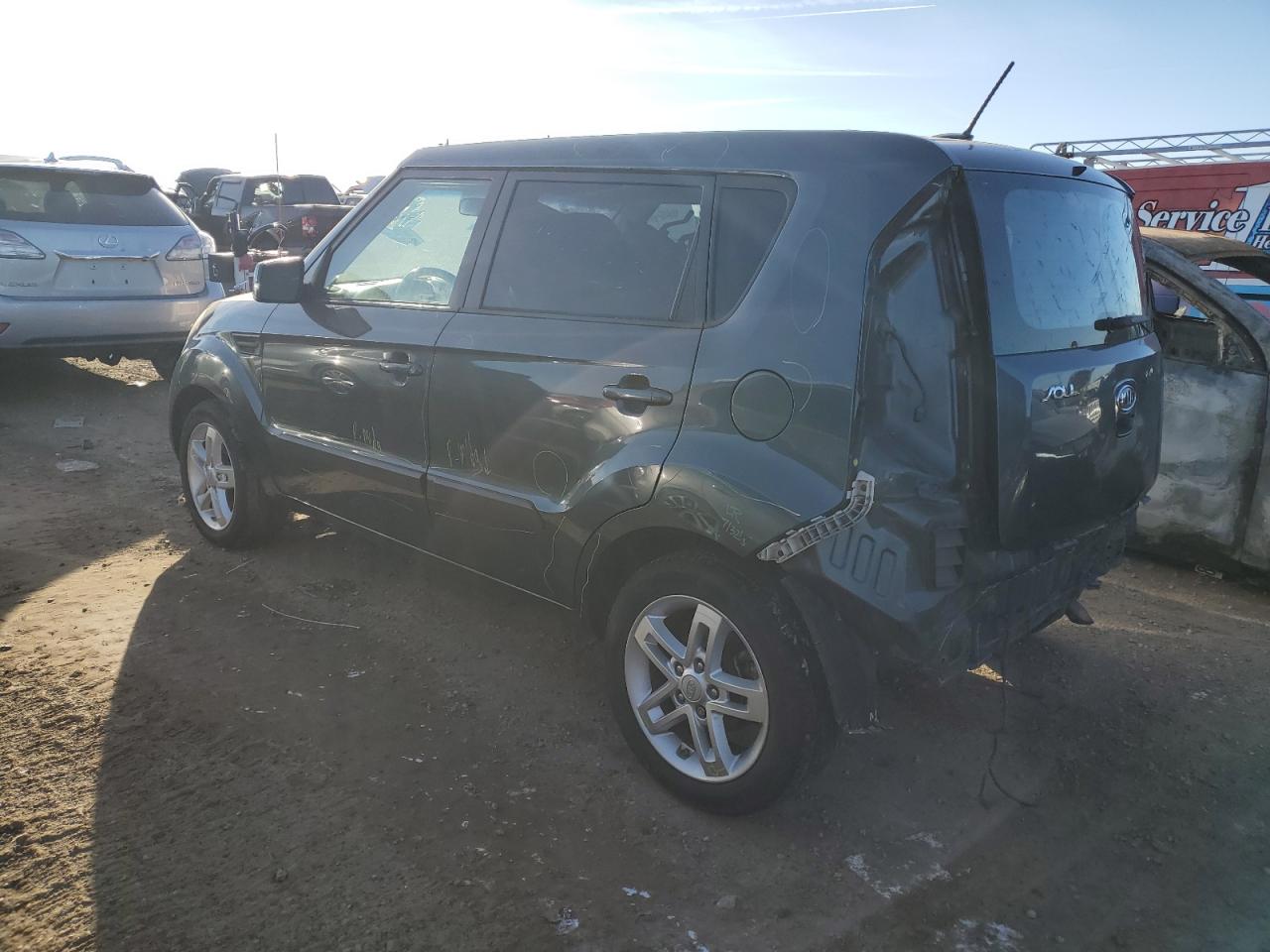 2011 Kia Soul - Image 2