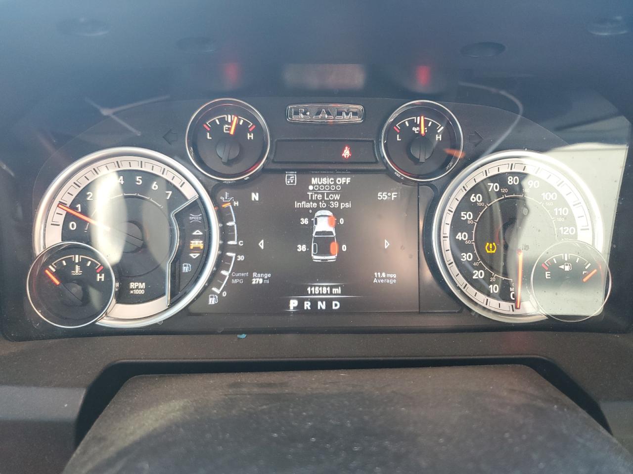 2019 RAM 1500 - Image 9