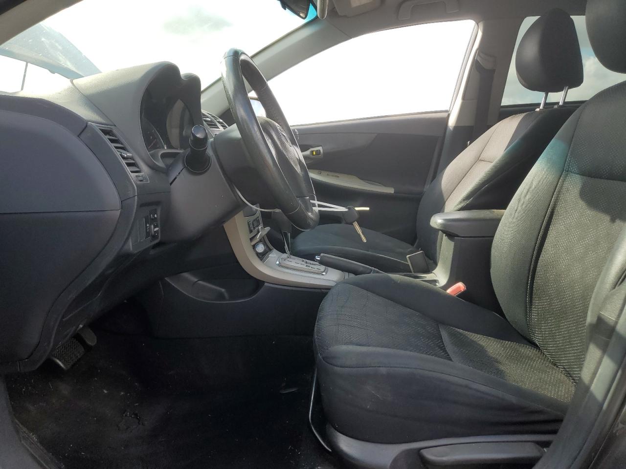 2010 Toyota Corolla - Image 7