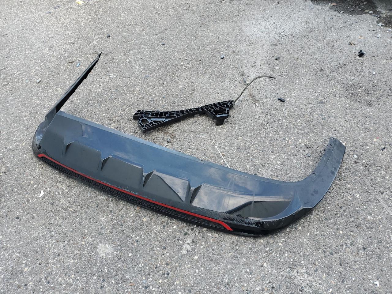 2021 Kia Forte - Image 12