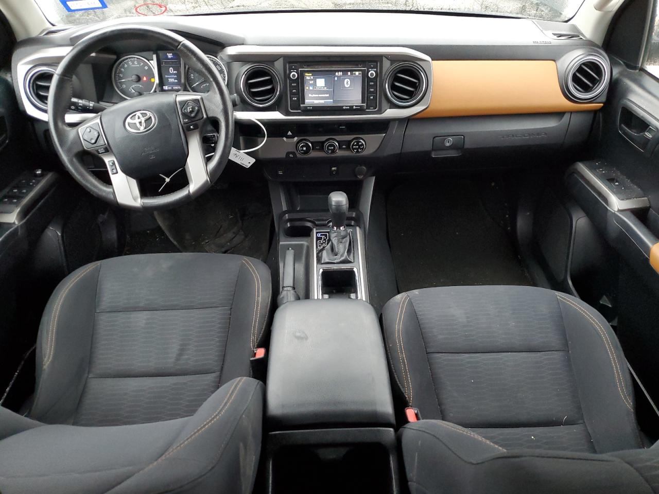 2016 Toyota Tacoma - Image 8