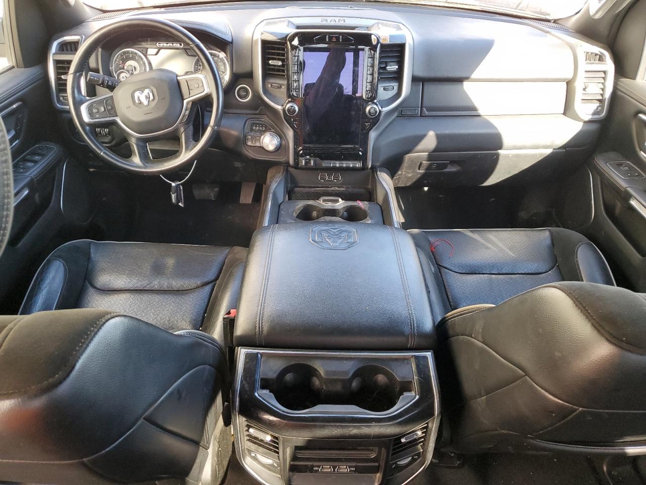 2021 RAM 1500 - Image 8