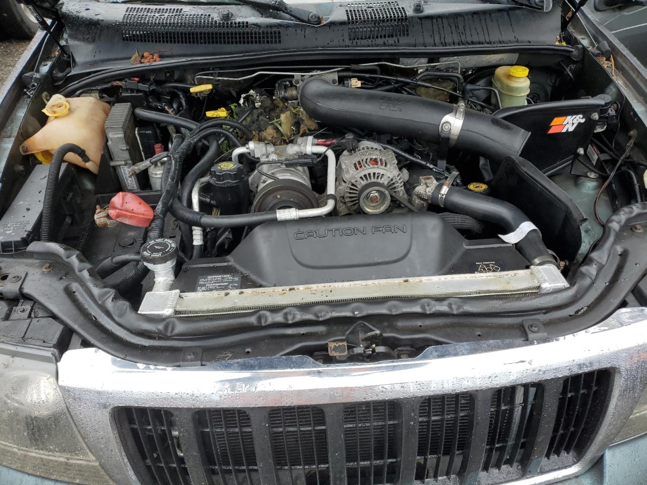2004 Jeep Grand Cherokee - Image 12