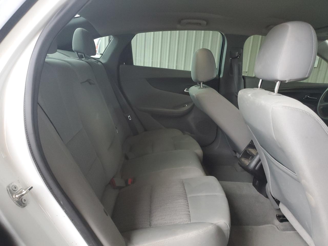 2017 Chevrolet Impala - Image 10