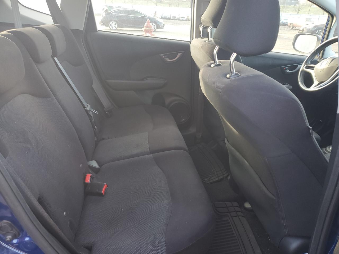 2010 Honda Fit - Image 10