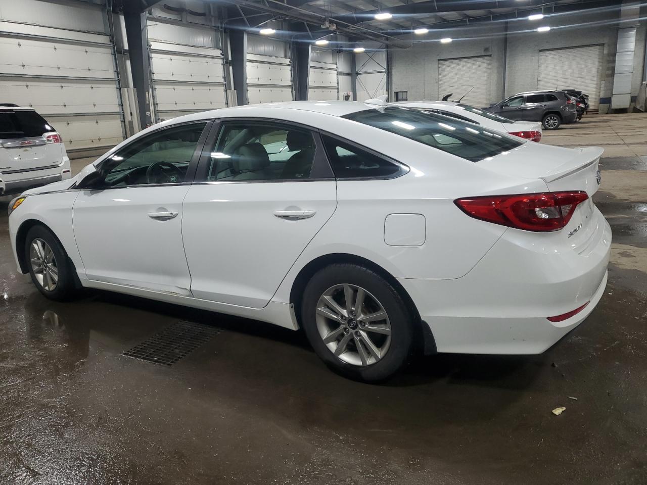 2015 Hyundai Sonata - Image 2