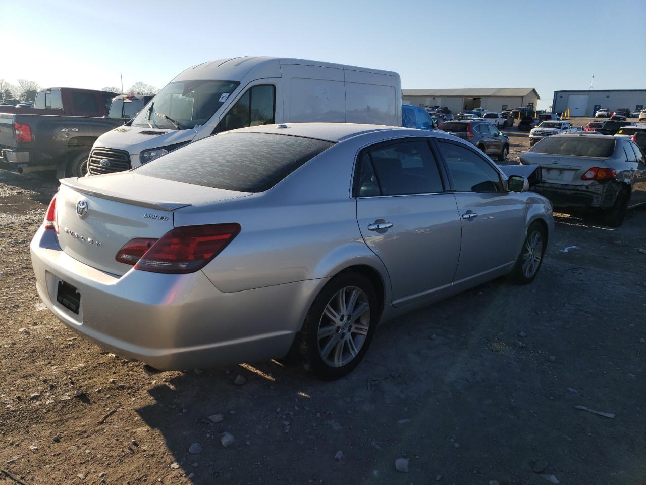 2009 Toyota Avalon - Image 3