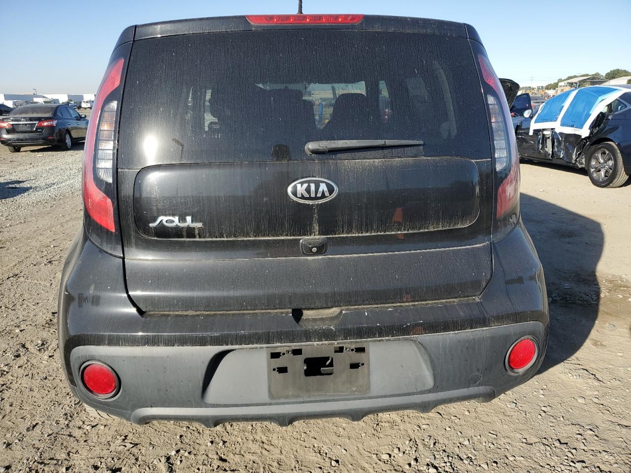 VIN KNDJN2A28K7695467 2019 KIA SOUL no.6